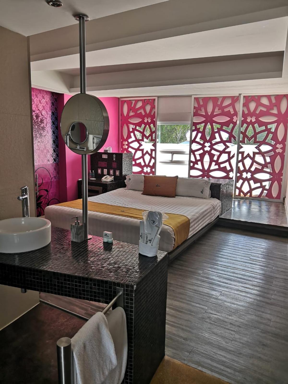 Hotel Amala เม็กซิโกซิตี้ ภายนอก รูปภาพ